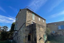 Autohtona kamena kuća na prodaju, Momjan, Istra, Buje, Casa
