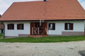 Prodaja kuće u Moravicama  3S+DB  100 m2, Vrbovsko, Famiglia