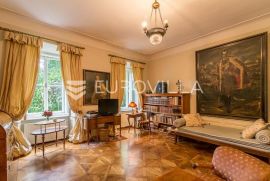 Gornji grad, Demetrova ulica, luksuzan stan 254m2 u palači, Zagreb, Appartement