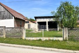 Kuća u Dubravi Pušćanskoj u neposrednoj blizini Zaprešića, Pušća, Maison