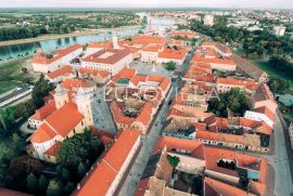 Osijek, Tvrđa, dvorišni stan 37 m2 za adaptaciju, Osijek, Apartamento