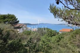 Otok Čiovo građevinsko zemljište 3700 m2, Trogir, Land