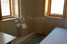 Autohtona dalmatinska kuća - prvi red do mora!!!, Novigrad, Kuća