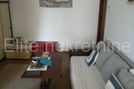 Čizići - prodaja vikend kuće, 78.98m2, Dobrinj, Casa