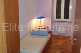 Pehlin - etaža kuće, Rijeka, Apartamento