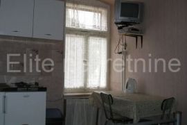 Jurandvor - prodaja 6 apartmanskih jedinica, Baška, Дом