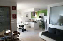 Srdoči - prekrasan stan u novijoj gradnji, 110m2, Rijeka, Wohnung