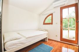 Trsat - prodaja samostojeće kuće, 285m2, Rijeka, Haus
