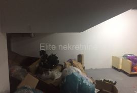 Centar - najam poslovnog prostora/skladišta, 100 m2, Rijeka, Propriété commerciale