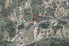 Split okolica- Trogir- Seget, građevinsko zemljište 3.359m2, 500m od mora, Seget, Arazi