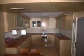 Dvosoban dupleks stan u centru Budve, Budva, Flat