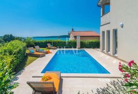 Istra-Pomer Villa 70m od mora sa pogledom, Medulin, Famiglia