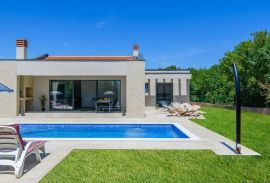 Labin, Istra, lijepa novoizgrađena kuća s bazenom, Labin, Casa