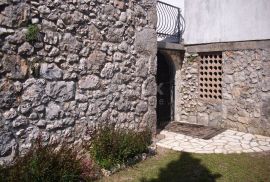 OTOK KRK, ŠILO (okolica) - Kamena kuća na mirnoj lokaciji, Dobrinj, Haus