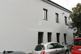BANDEROVO, dvojna kuća, novi krov i fasada, idealno za PP!, Rijeka, Commercial property