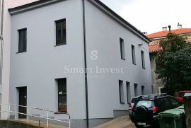 BANDEROVO, dvojna kuća, novi krov i fasada, idealno za PP!, Rijeka, Gewerbeimmobilie