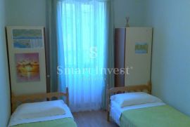 OPATIJA - STROGI CENTAR, stan od 168 m2, 4S+DB, s parkingom, Opatija, Kвартира