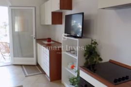 MARTINKOVAC, iznajmljuje se stan od 104 m2, Rijeka, Daire