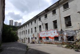 RIJEKA - CENTAR, prodaje se hala od 10.000 m2, Rijeka, Propriedade comercial