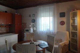 Donja Vežica - etaža sa okućnicom na top poziciji!, Rijeka, Appartement