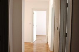 Nov četvorosoban stan sa PDV-om u centru ID#1607, Niš-Mediana, Daire