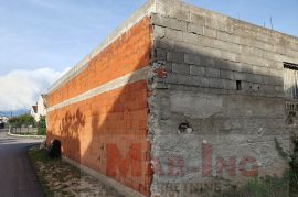 PRIVLAKA - započeta gradnja - zemljište 1000m2, Privlaka, Casa