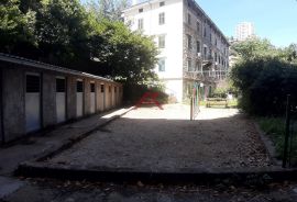 Rijeka, stan u centru grada, 76m2 za adaptaciju, prodaja!, Rijeka, Wohnung