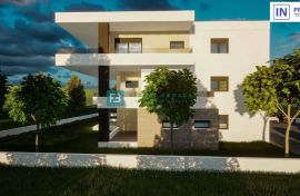 TRIBUNJ, novi projekt, prizemlje + vrt 236 m2, blizina plaže, Tribunj, Wohnung