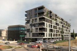 Atraktivna novogradnja na TOP lokaciji ( S15 ), Pula, Appartement