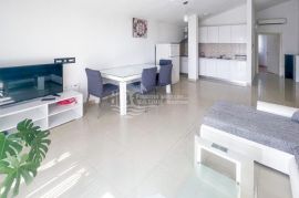 Trogir/Kompletno namješten stan sa pogledom, Trogir, Διαμέρισμα