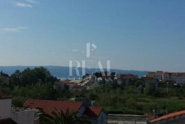 Izvrsna prilika kuća u Splitu, predio Šine!, Split, بيت