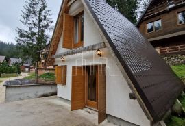 Vikend kuća sa garažom Vlašić prodaja, Travnik, Casa