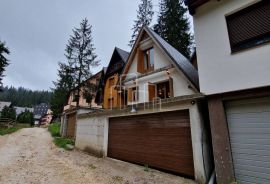 Vikend kuća sa garažom Vlašić prodaja, Travnik, Casa