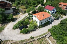 Novigrad - samostojeća kuća na zemljištu od 430m2! 250.000€, Novigrad, House