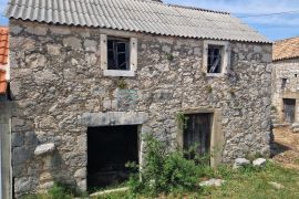 Stara kamena kuća, PRODAJA 116 m2, za adaptaciju, Pakoštane, Ev
