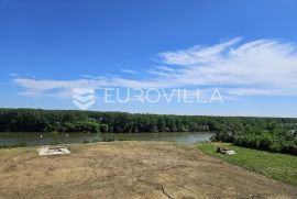 Vukovar, Mitnica, atraktivno građevinsko zemljište sa prekrasnim pogledom uz Dunav, Vukovar, Arazi