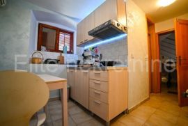 Cres - prodaja novouređenog stana od 22m2!, Cres, Διαμέρισμα