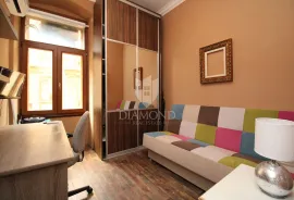 PRILIKA! STAN U CENTRU GRADA, Rijeka, Apartamento