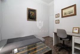 PRILIKA! STAN U CENTRU GRADA, Rijeka, Apartamento