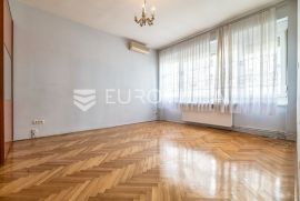 Zagreb centar, Kneza Borne, prekrasan višesoban stan 187,05 m2, Zagreb, Flat