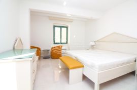 Skradin/Predivan hotel blizu mora, Šibenik, العقارات التجارية