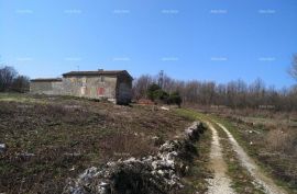 Građevinsko zemljište Istarsko imanje sa pogledom na Učku u Kršanu, Kršan, Arazi