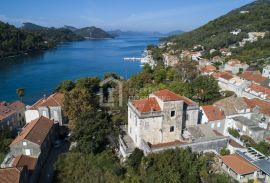 Prodaje se kamena palača s prostranim vrtom na Šipanu, Dubrovnik, Dubrovnik - Okolica, Kuća