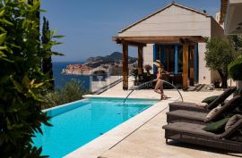 Prodaja moderne vile s pogledom na Lokrum i Stari grad, Dubrovnik, Dubrovnik, Дом