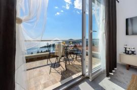 Prodaje se moderni dvoetažni stan s pogledom na more u Mlinima, Dubrovnik, Župa Dubrovačka, شقة
