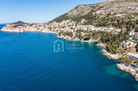 Prodaja kamene kuće s pogledom na Stari grad i Lokrum, Dubrovnik, Dubrovnik, Famiglia