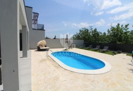 Labin, nova moderna Villa sa bazenom na top lokaciji, Labin, Haus