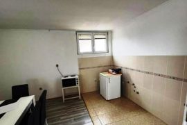 Dvoiposoban stan sa nameštajem, Donja Vrežina ID#3559, Niš-Pantelej, Wohnung