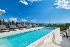 KOSTRENA, luksuzna vila s bazenom 150 m od mora i plaža!, Kostrena, Casa