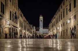 APARTMANI SA POSLOVNIM PROSTOROM U STAROM GRADU - CIJENA NA UPIT, Dubrovnik, Διαμέρισμα